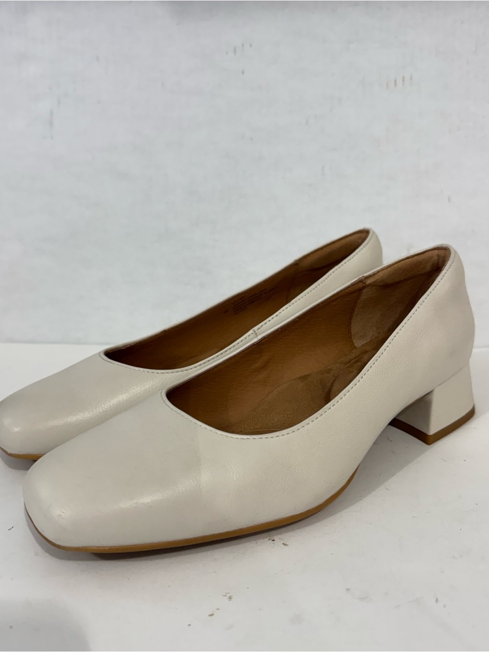 Sofft Lillian Cream Low Block Heel Pumps